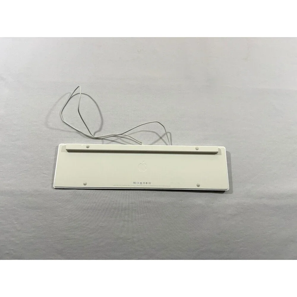 Apple Slim USB Wired Keyboard A1243 MB110LL/A Aluminum Standard Full Size